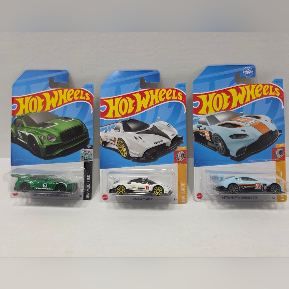 *Special Offer*Hot Wheels Race Car Bentley Continental Pagani Zonda Aston Martin